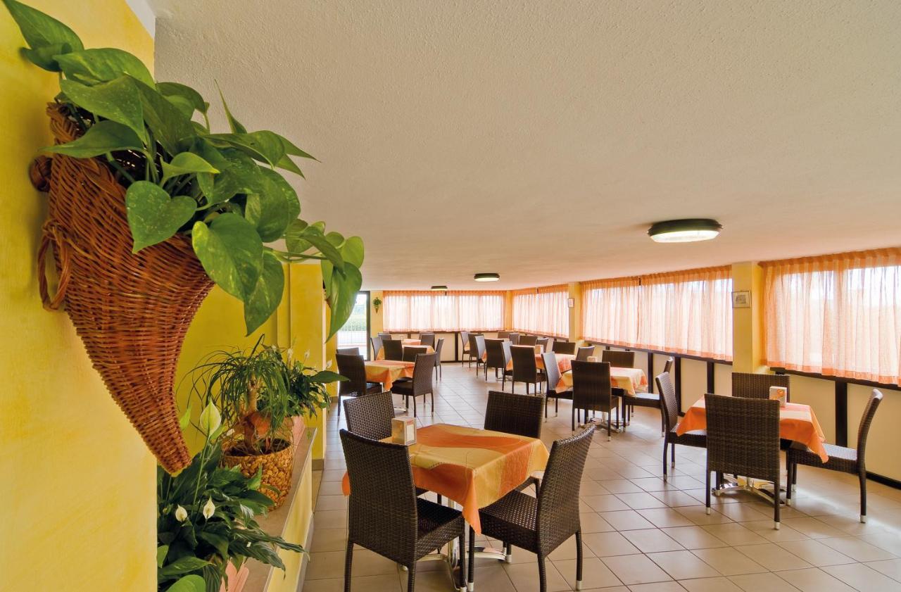 Little Hotel Cesenatico Kültér fotó