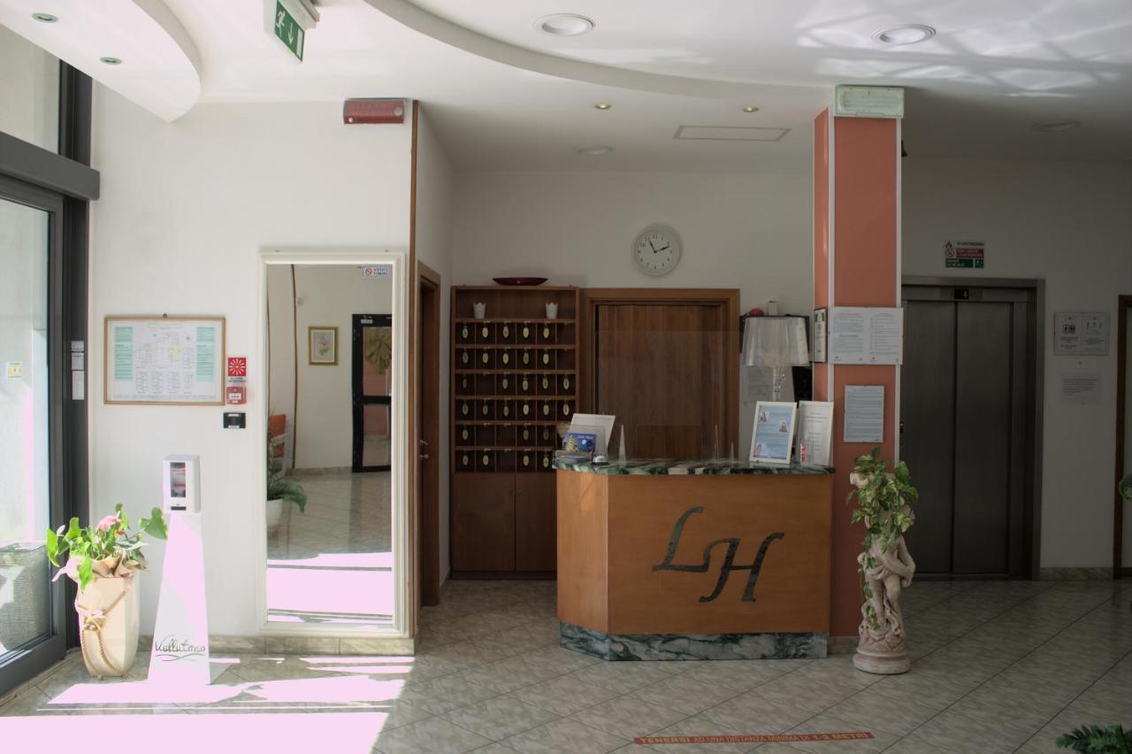 Little Hotel Cesenatico Kültér fotó